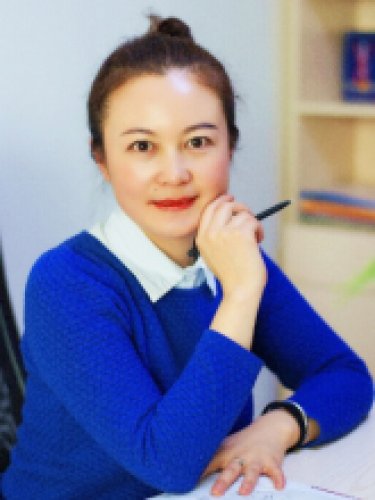 張子藝?yán)蠋? onerror=