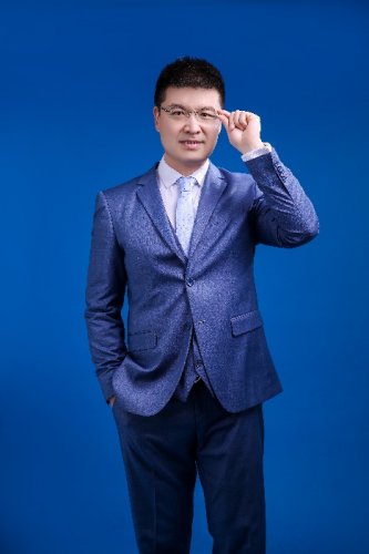 梁德強(qiáng)老師